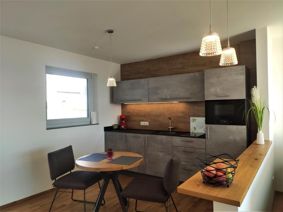 אוברלינגן Hecklers Seepanorama Appartements מראה חיצוני תמונה